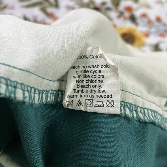 J. Crew Chino Shorts Womens 8 Green 3 inch Classic Preppy Twee Summer Flat Front - Picture 4 of 11